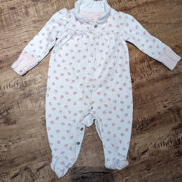 Girls 0-3M GAP LOT. - Picture 8 of 8